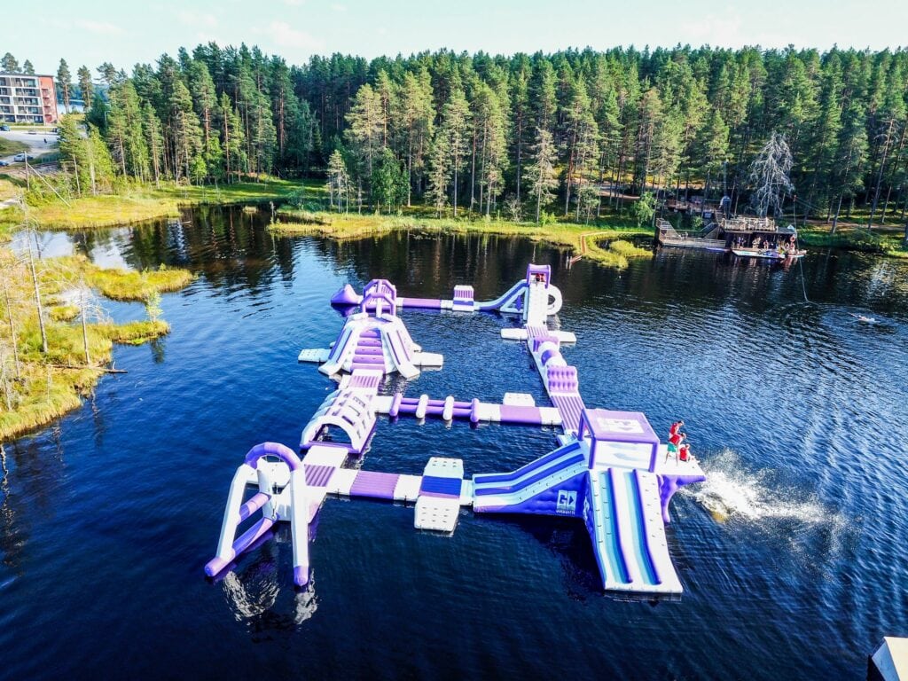Ilmakuva vesipuistosta Ahvenuslammella.
